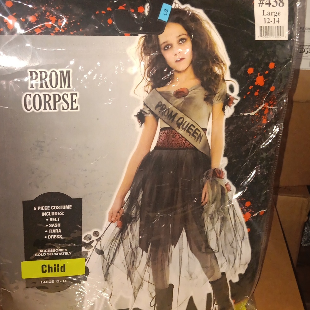 Prom Corpse costume